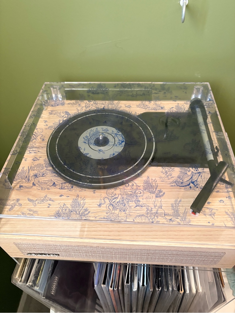 Crosley UO Exclusive Scout Mermaid Record Player